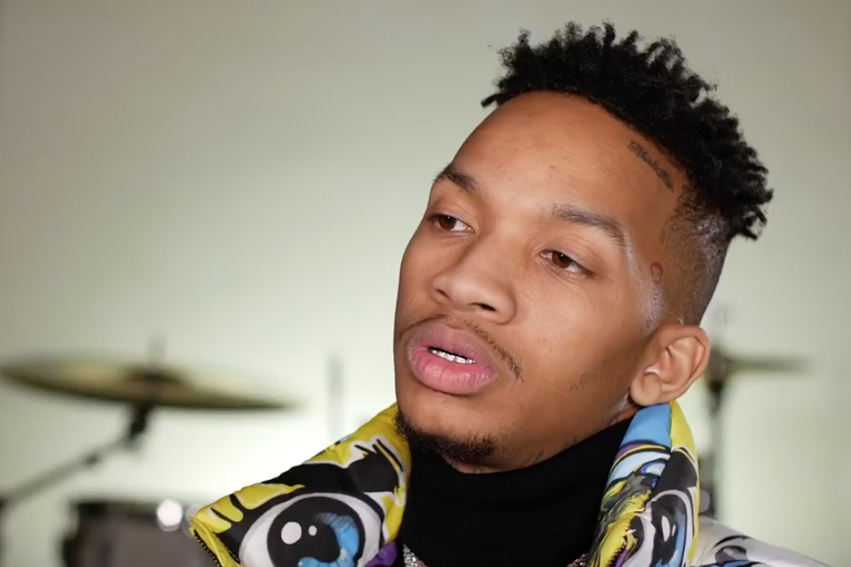 Stunna-4-Vegas-2019-cr-spicy-rico-billboard-STICKER 2