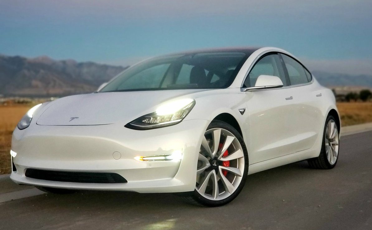 2018 Pearl White Performance Model 3 TESLA sticker